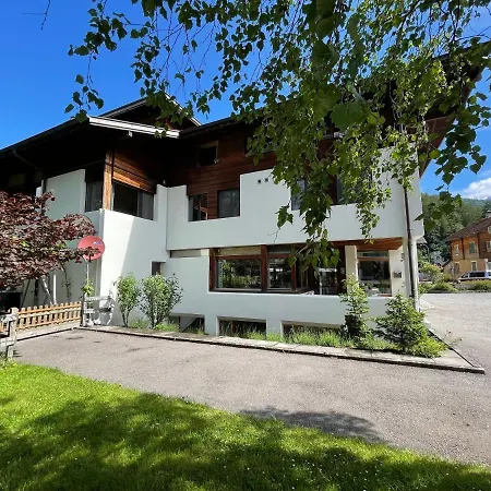 مطعم أورفايدر *