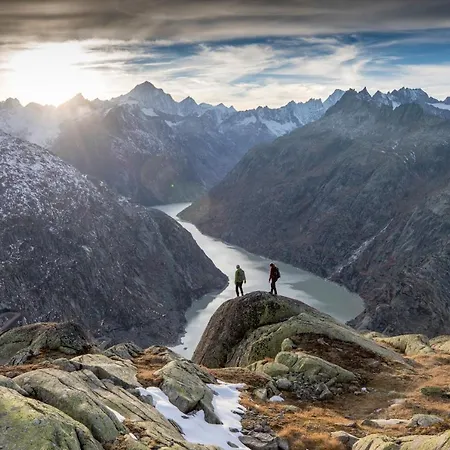 مطعم أورفايدر فندق انترتكيرشن